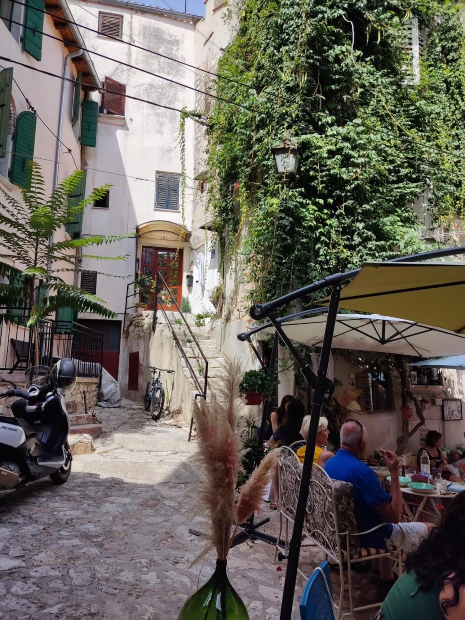 Apartment Piazza Antica Rovinj Eksteriør bilde