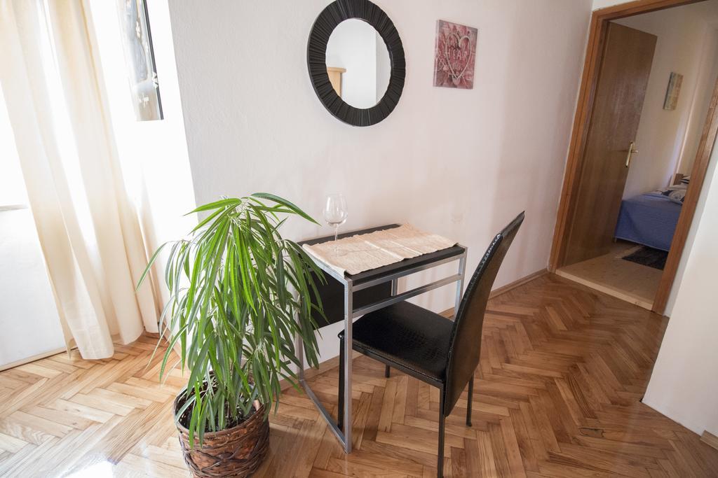 Apartment Piazza Antica Rovinj Eksteriør bilde