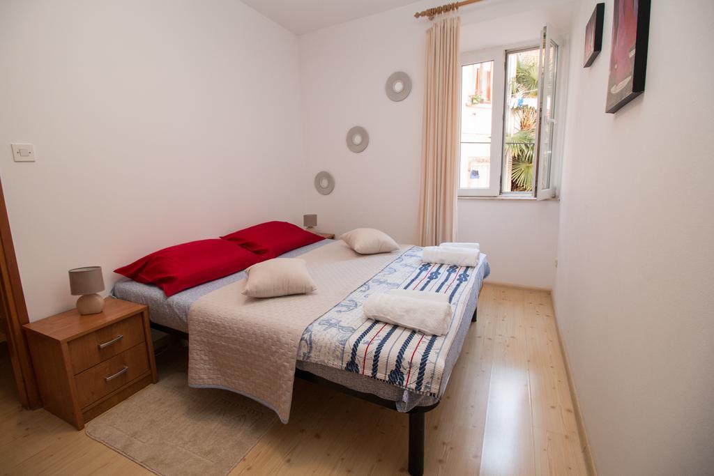 Apartment Piazza Antica Rovinj Eksteriør bilde